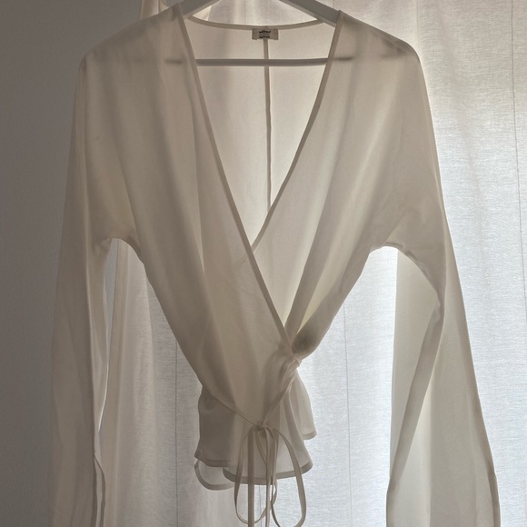 Aritzia Wilfred Lilia blouse - Picture 2 of 6